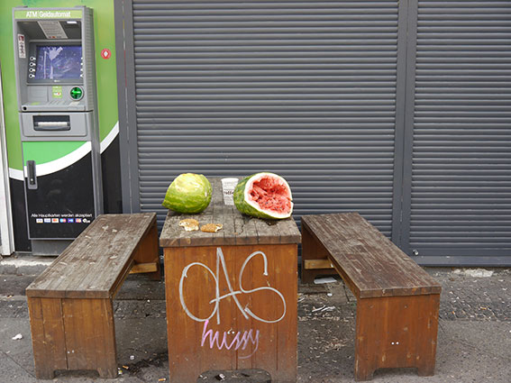 Melonen, Ecke Schönleinstraße, 2020